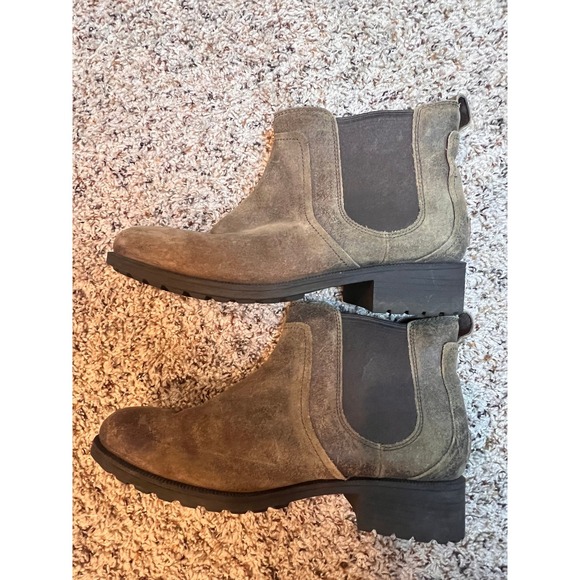 UGG Other - UGG Chelsea Boots Men Brown Suede Gorpcore Rugged Western Boho Cottagecore Fall